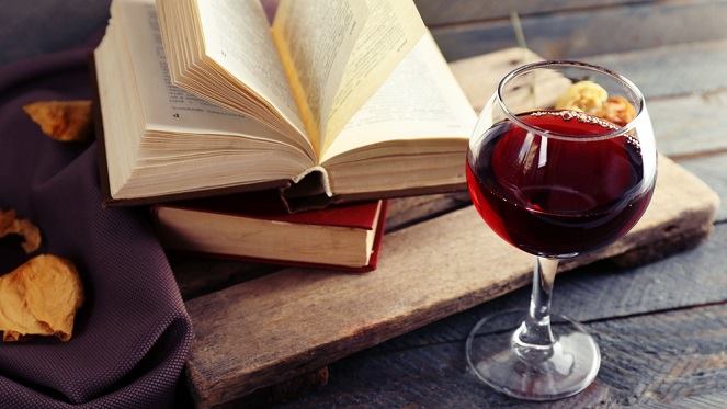 Во Библиотеката Феткин / Поезија за вино и љубов