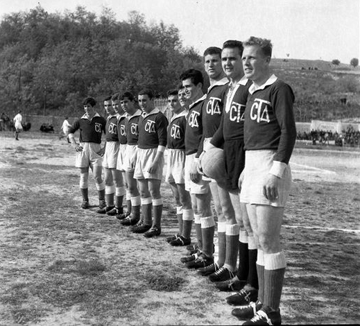 Стари фотографиии на Кавадарци-Златна фудбалска  генерација на ФК„Тиквеш„
