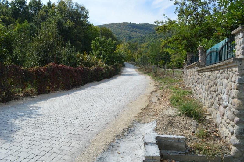 Фото/Локална самоуправа Кавадaрци: Доизградба на пристапниот пат до Моклишкиот манастир