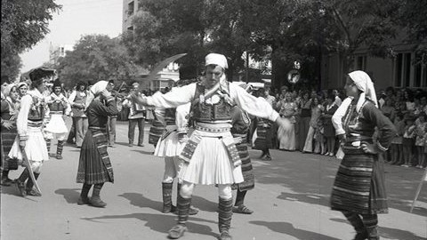 Стари фотографии на Кавадарци- Тиквешкиот гроздобер во 1975 година.