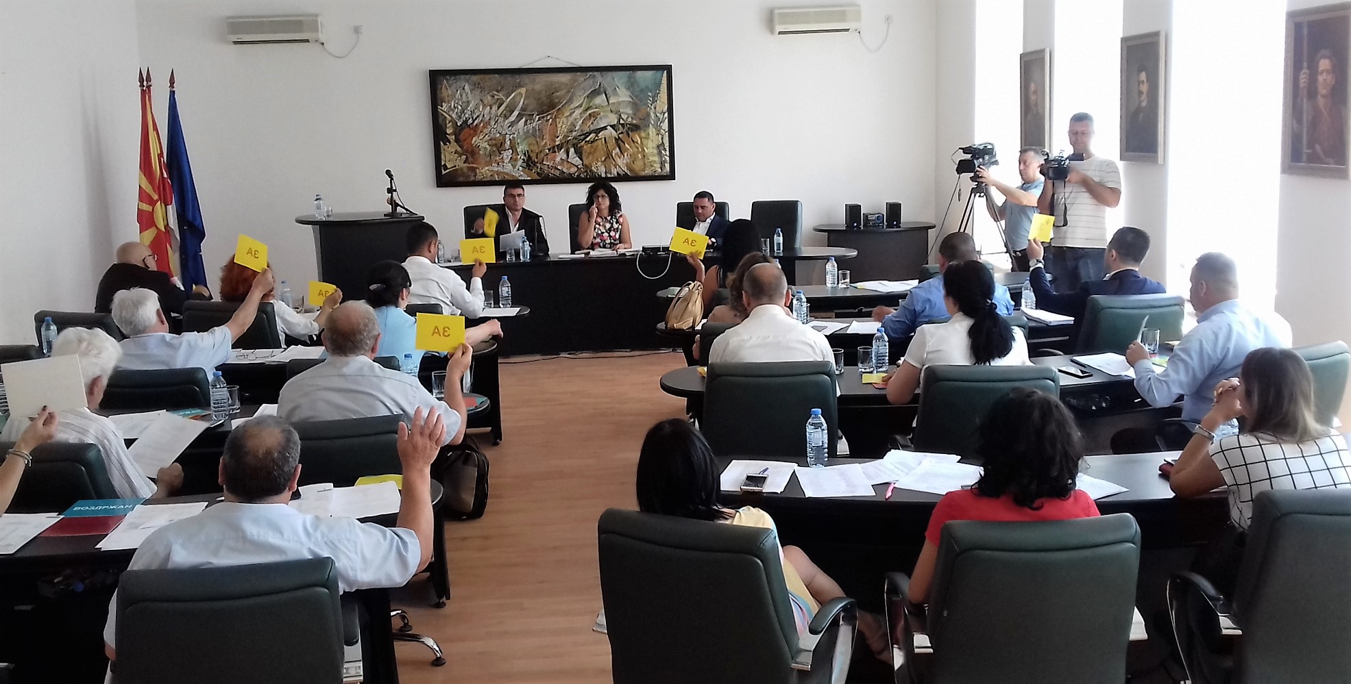 /Видео/ Одржана 13-та седница на Совет на Општина Кавадарци