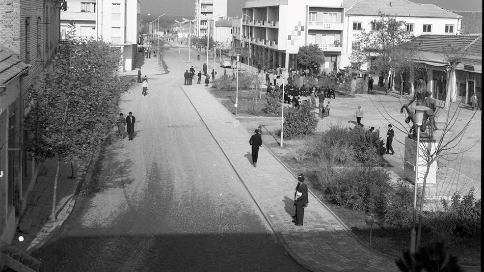 Стари фотографии на Кавадарци-Плоштадот 1958 година
