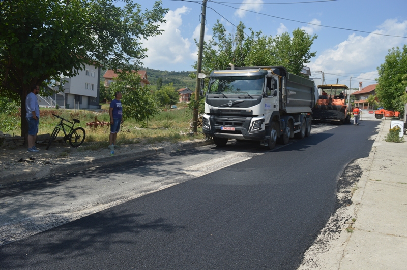/Фото/ На „Ѓоре Брушански“ обновен асфалтот