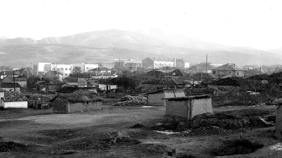 Стари фотографии на Кавадарци-1957 година/панорама на градот