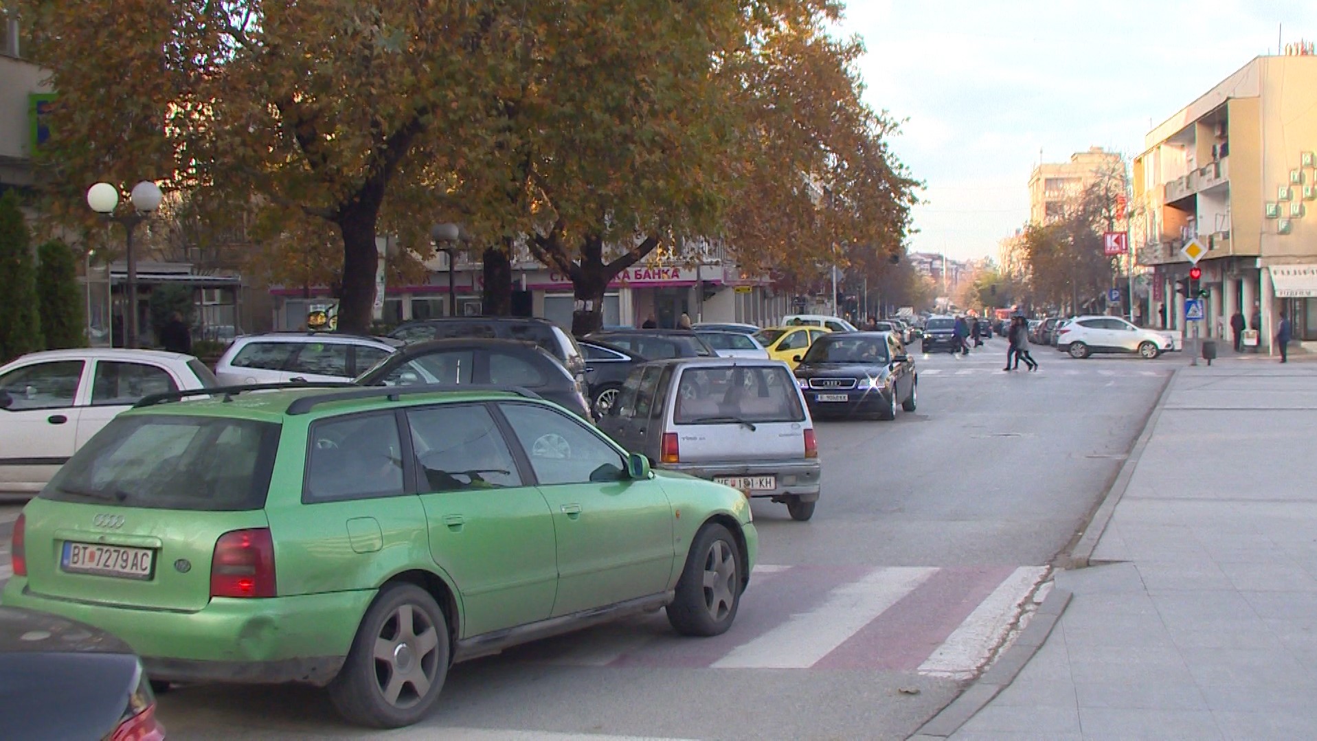 (Видео) Јавна расправа за зонско паркирање