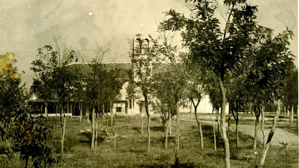 Стари фотографии на Кавадарци-Осветена е црквата „СВ.Димитрија“
