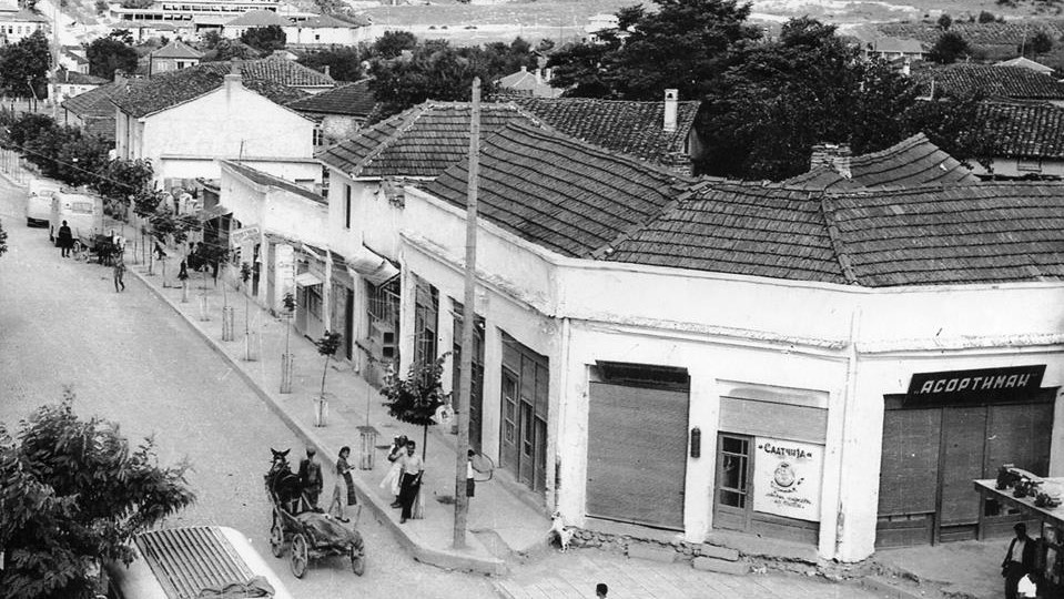 Стари фотографии на Кавадарци: Кавадаречката чаршија 1954