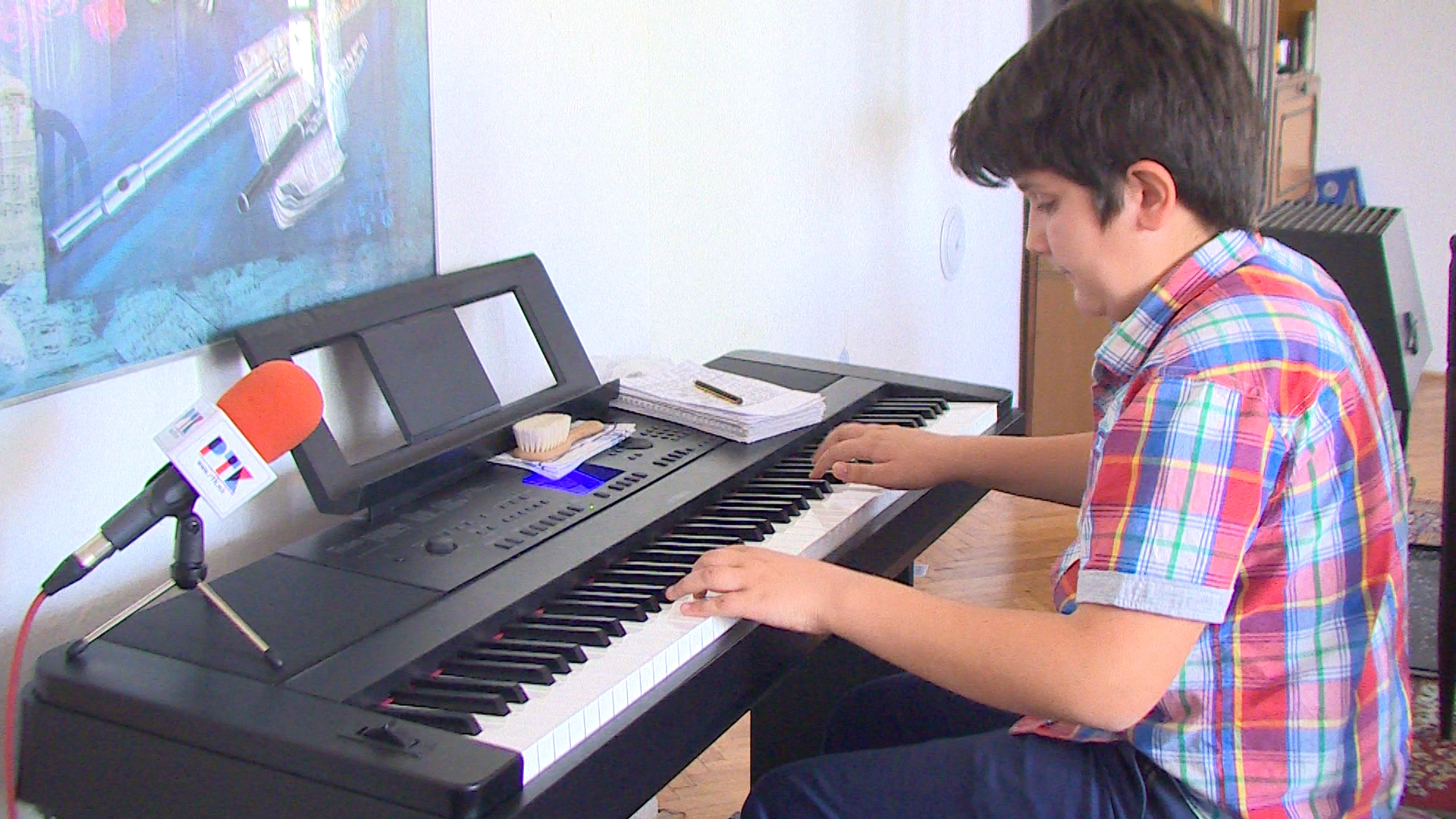 (Видео) Талентираниот млад пијанист Иван