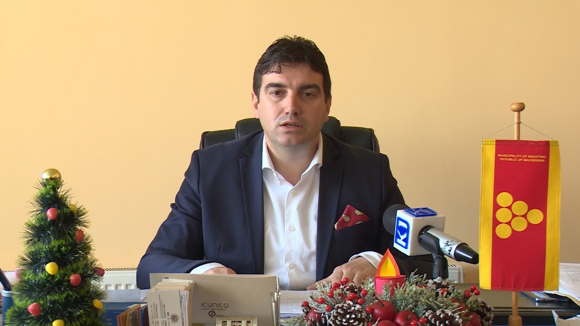 (Видео) Новогодишна  честитка на градоначалникот на Општина Неготино до граѓаните  
