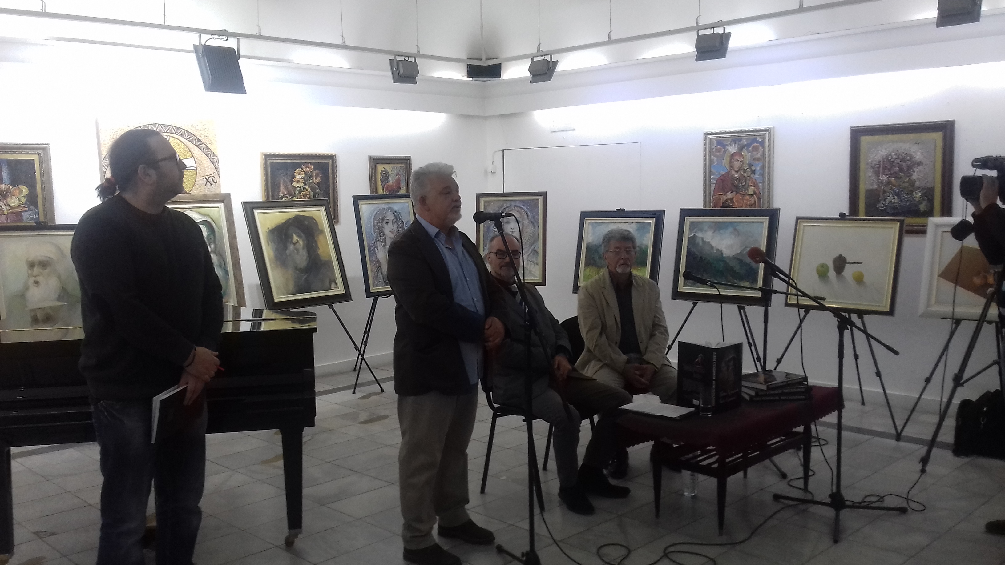 Промоција на монографија и изложба на сликарот Павле Кузмановски