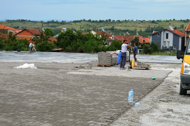 Општина Кавадарци / При крај изградбата на привремениот пазар во Новиот центар