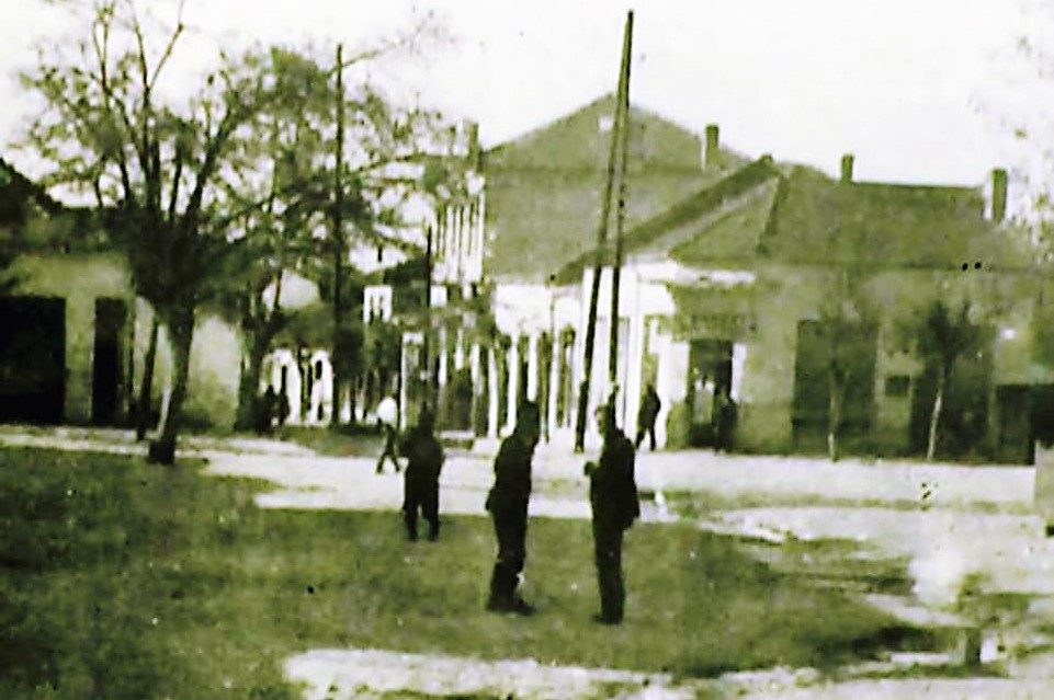 Стари фотографии на Кавадарци-Чаршијата 1949 година 