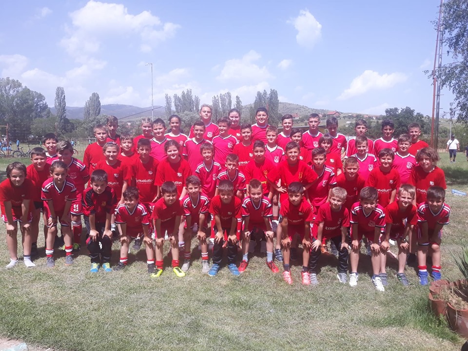 Демир Капија / Успех на младите  фудбалерите на турнир во Кочани