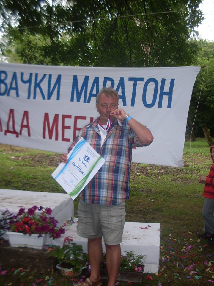  Видео) Богата пливачка агенда на маратонецот Бошко Илиев