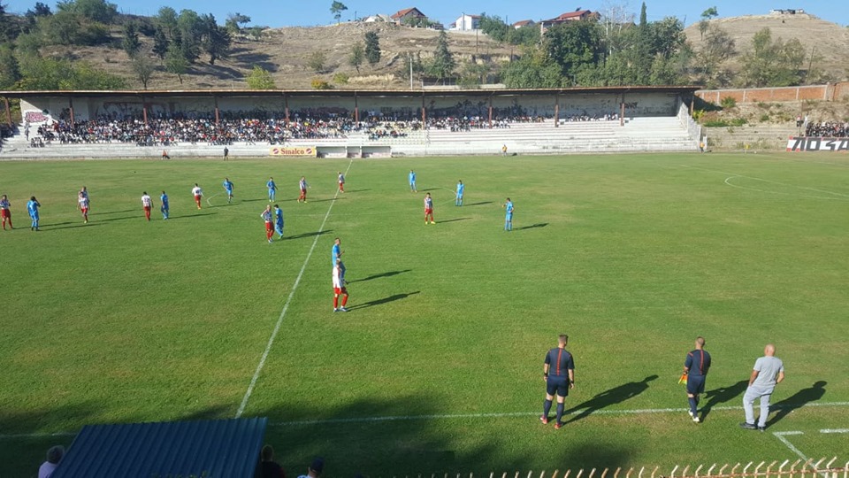 ( ВИДЕО ) Фудбал / Блескава одбрана на Игески  : ГФК Тиквеш-Кит-Го   1: 0