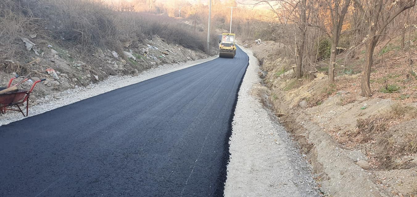 АСФАЛТИРАЊЕ НА УЛИЦИ ВО СЕЛО СОПОТ